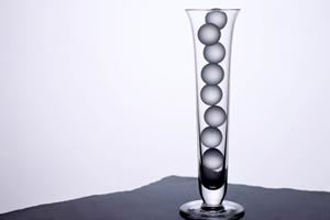 様々な目的に利用できる防護メガネ